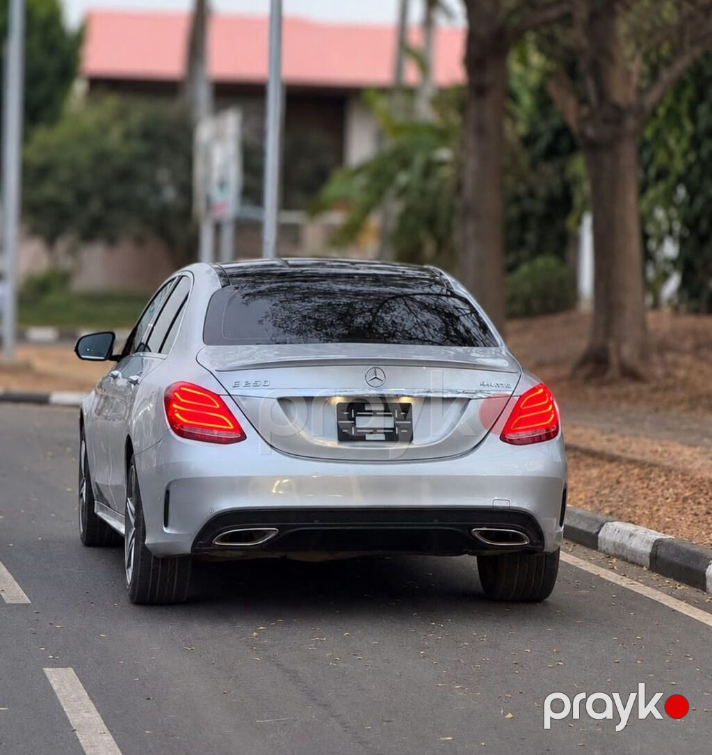Mercedes-Benz E 300: 2 l 2015 il Sedan — Avtomobillər, Bakı (4)