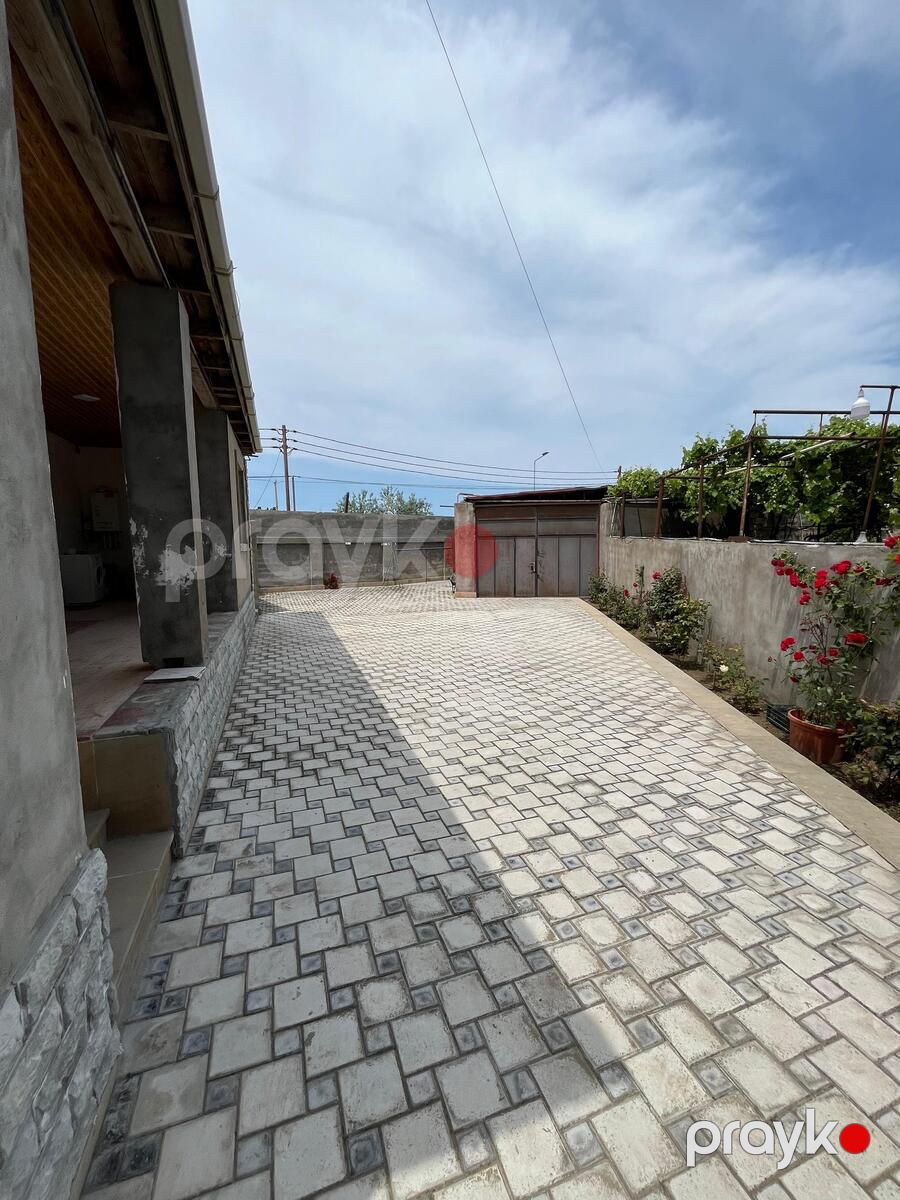 Satılır 4 otaqlı həyət evi/bağ evi 130 m² — Ev, villa, Bakı (2)
