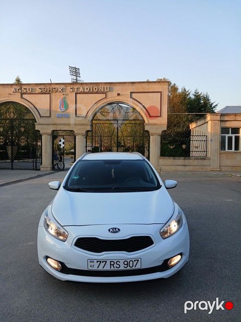Kia Ceed, 1.6 L, 2014 il, 290 000 km — Bakı