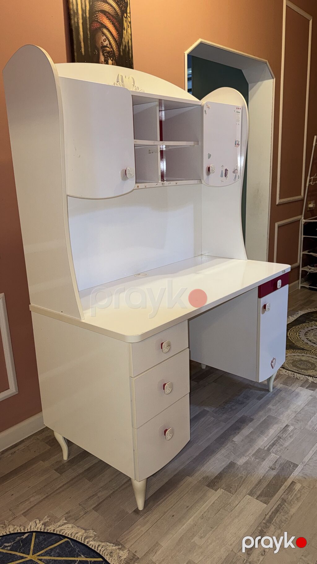 Yazi masasi 70 azn Noutbuk və yq kompyuter üçün naqil xətti var Çilek — Mebel, Bakı (3)