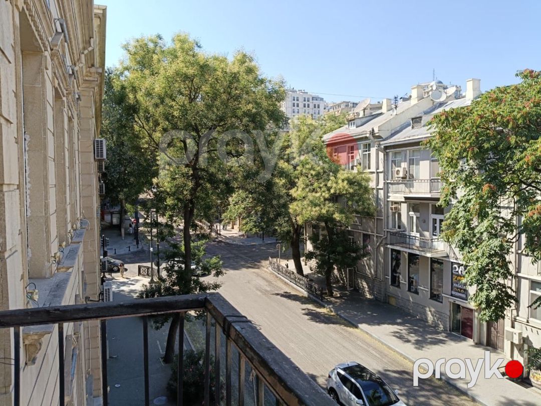 Satılır obyekt 350 m² — Əmlak, Bakı (7)