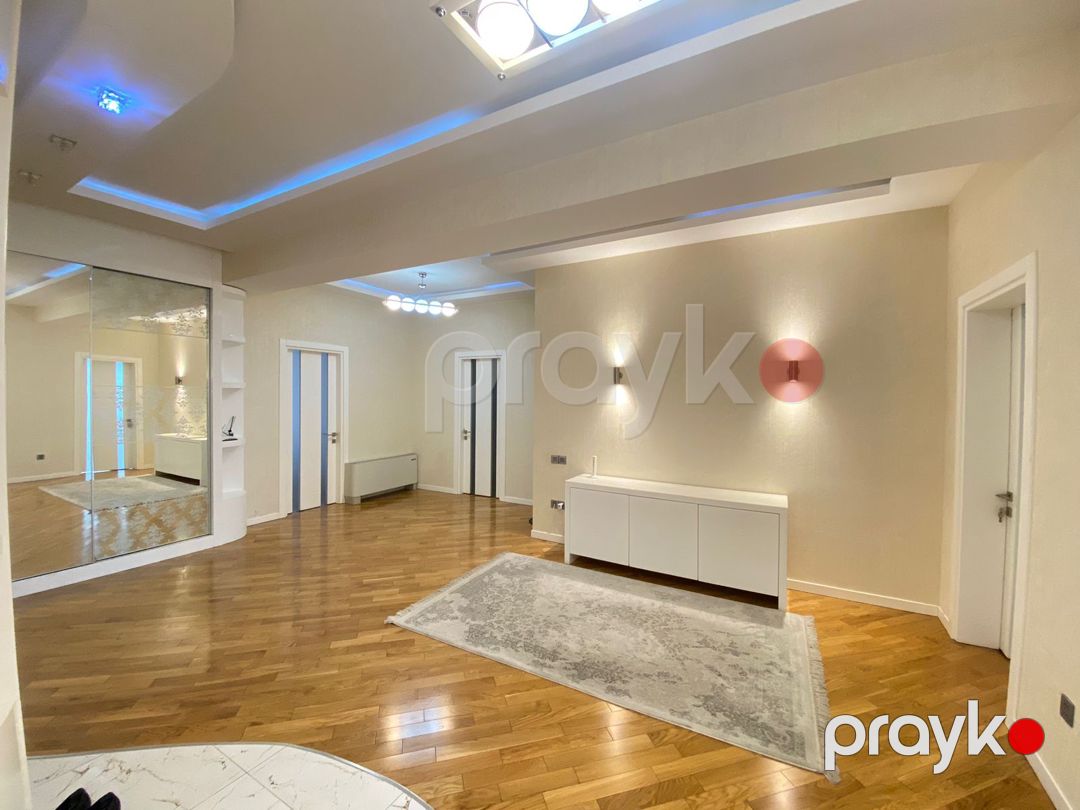 İcarəyə verilir 4 otaqlı yeni tikili 200 m² — Mənzil, Bakı (4)