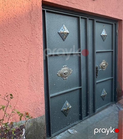 İşlənmiş Dəmir Həyət darvazası, Yana açılan, Mexaniki, Qapı ilə, rəng - Qara, Kredit yoxdur, Ödənişli quraşdırma, Ünvandan götürmə — Bakı