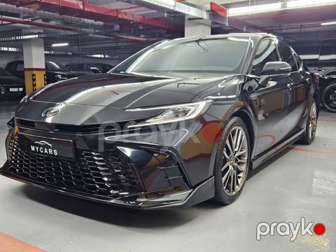 Toyota Camry, 2.5 L, 1.016 kWh, 2026 il, 2 500 km — Bakı
