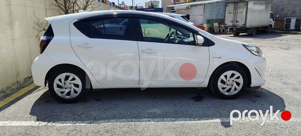 Toyota Aqua, 1.5 L, 0.87 kWh, 2019 il, 130 000 km — Avtomobillər, Bakı (4)