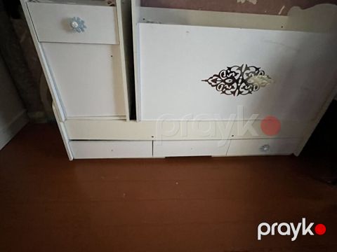 Uşaq çarpayısı – quraşdırılmış çekmecəli model - Material: ağ rəngli — Bərdə