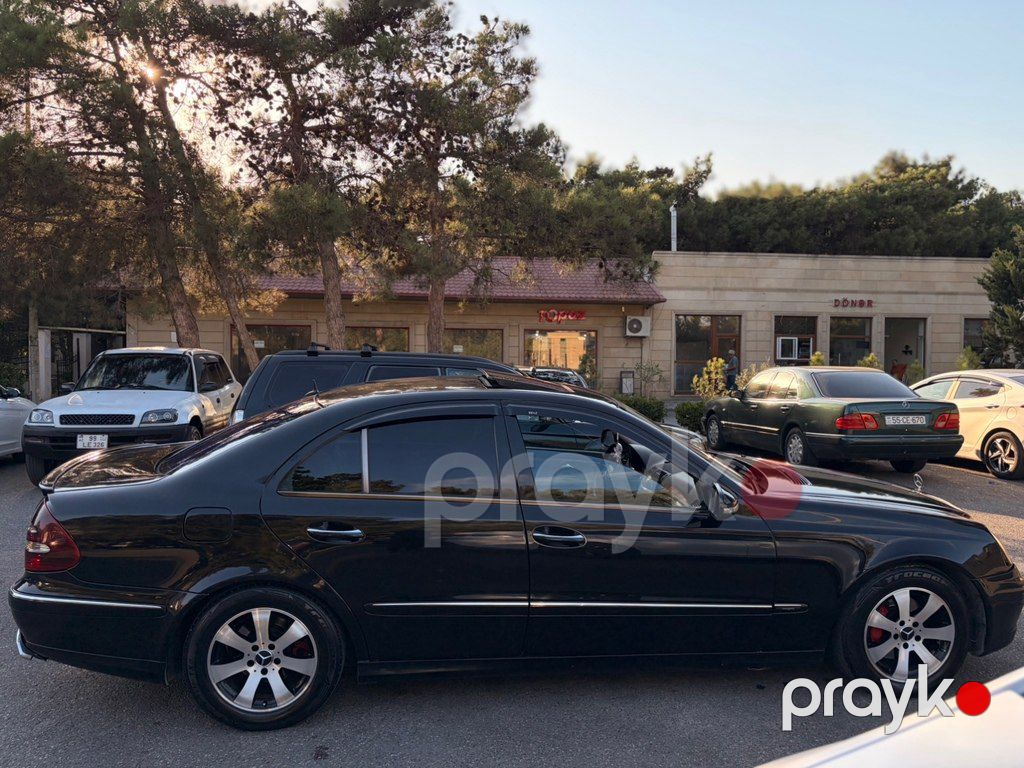 Mercedes E 320, 3.2 L, 2002 il, 326 000 km — Avtomobillər, Bakı (9)