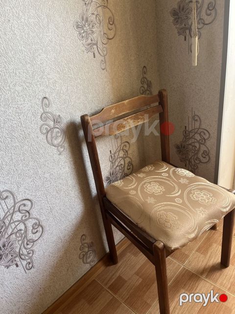 Qonaq otağı üçün, İşlənmiş, Qatlanmayan, Stul — Saray