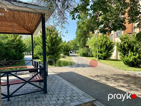 Satılır 2 otaqlı köhnə tikili 55 m² — Bakı