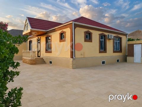 Satılır 3 otaqlı həyət evi/bağ evi 110 m² — Bakı