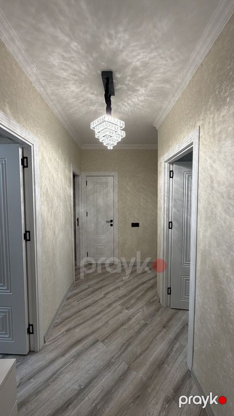 Satılır 3 otaqlı köhnə tikili 75 m² — Bakı
