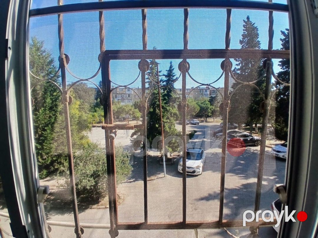 Satılır 4 otaqlı köhnə tikili 85 m² — Mənzil, Bakı (12)
