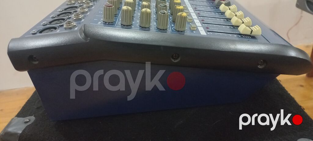 YX PMX-402 AUS – 4 kanallı aktiv mikser/amplifikator Xüsusiyyətlər — Studiya və konsert üçün, Beyləqan (2)