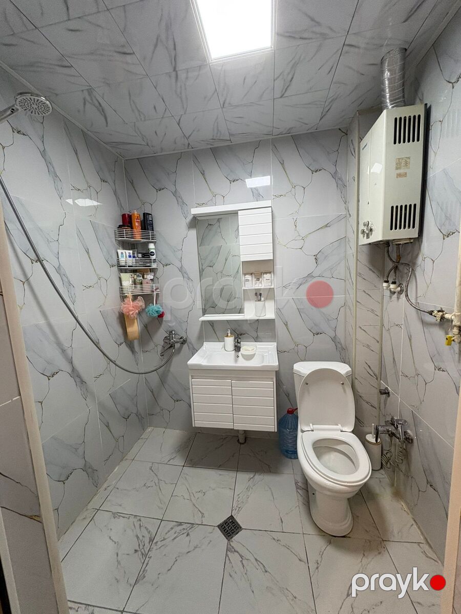 İcarəyə verilir 1 otaqlı köhnə tikili 46 m² — Mənzil, Bakı (7)