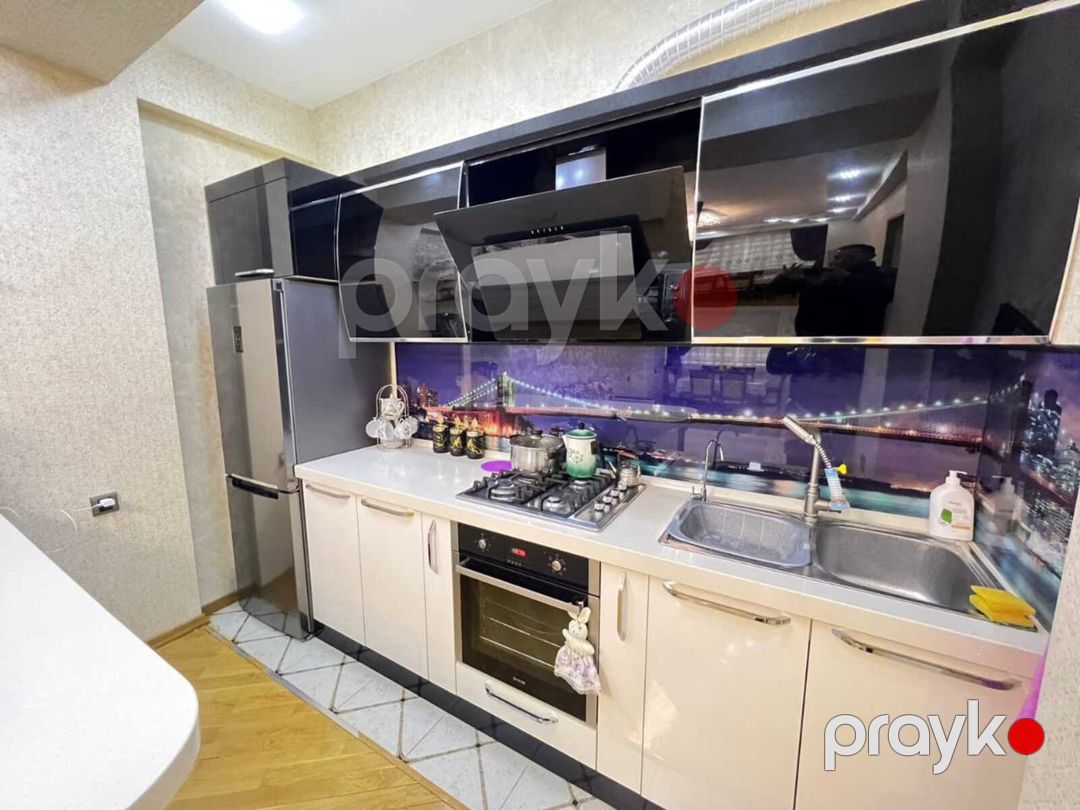 Satılır 4 otaqlı köhnə tikili 110 m² — Mənzil, Bakı (4)