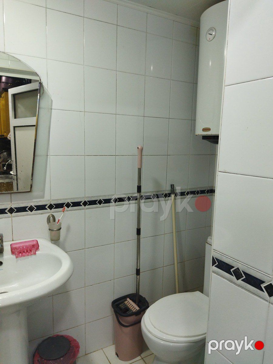 Satılır 1 otaqlı köhnə tikili 40 m² — Mənzil, Bakı (12)