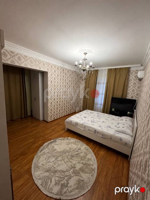 Satılır 2 otaqlı köhnə tikili 45 m² — Bakı