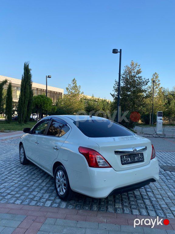 Nissan Sunny, 1.5 L, 2014 il, 192 474 km — Avtomobillər, Bakı (5)