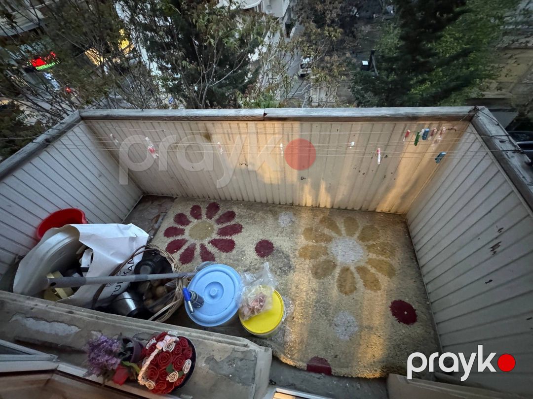 Satılır 3 otaqlı köhnə tikili 70 m² — Mənzil, Bakı (2)