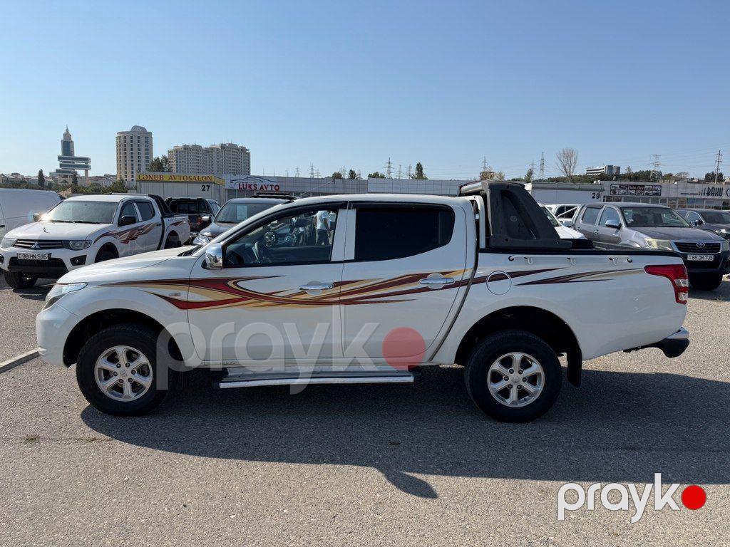 Mitsubishi L200, 2.5 L, 2016 il, 197 000 km — Avtomobillər, Bakı (4)