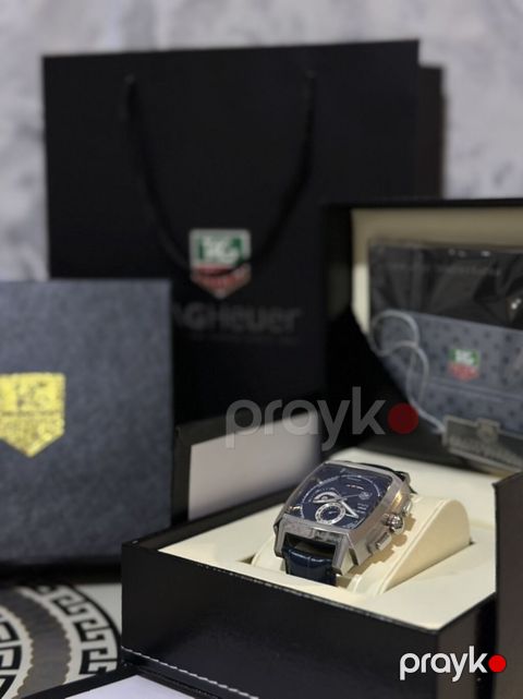 TAG Heuer kişi qol saatı – Monaco üslubunda kvadrat korpuslu model — Masazır