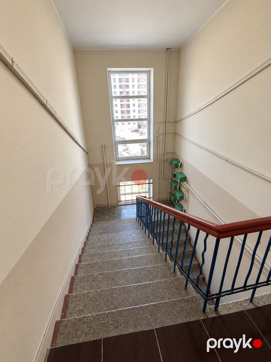 Satılır 1 otaqlı köhnə tikili 40 m² — Mənzil, Bakı (12)