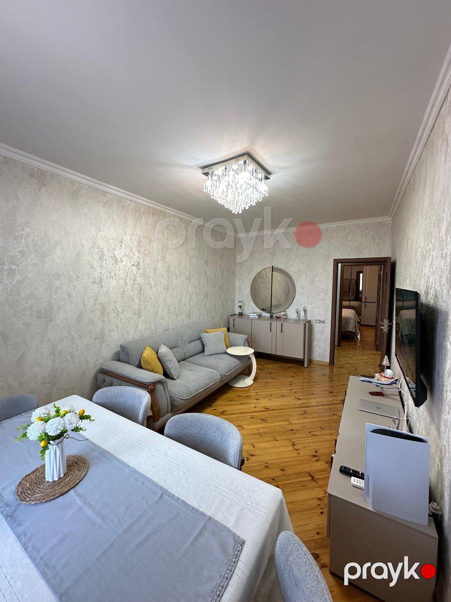 Satılır 2 otaqlı köhnə tikili 62 m² — Mənzil, Bakı (2)