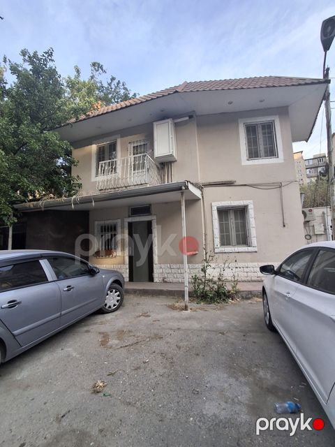 Satılır obyekt 65 m² — Bakı