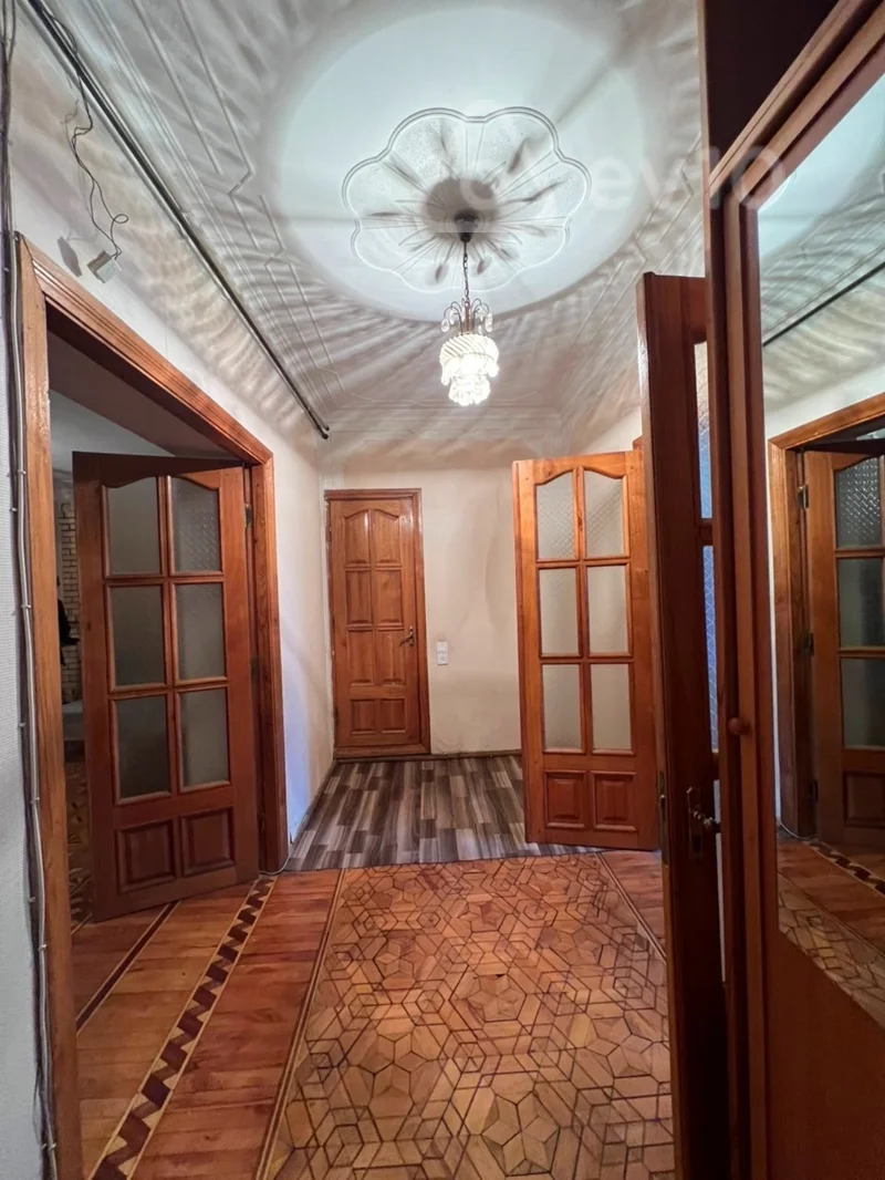 4 otaqlı mənzil, 100 m², İzzet Nebıyev küç. — kirayə — Mənzil, Bakı (9)