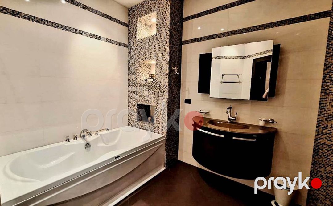 Satılır 4 otaqlı yeni tikili 200 m² — Mənzil, Bakı (12)