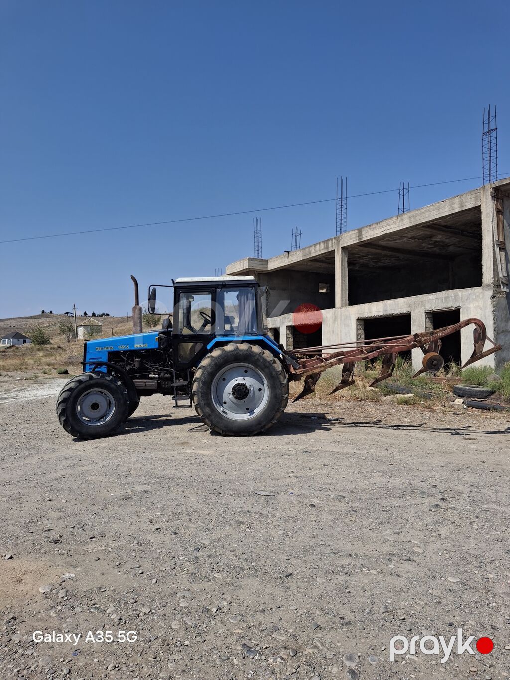 Salam idiyal vəziyətdədi təkərləri Əla vəziyətdədi şəkildə necə varsa — Traktorlar, Horadiz (4)