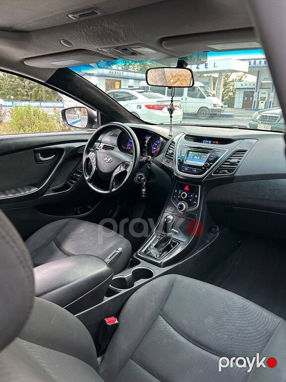 Hyundai Elantra, 1.8 L, 2015 il, 307 385 km — Avtomobillər, Şəki (6)