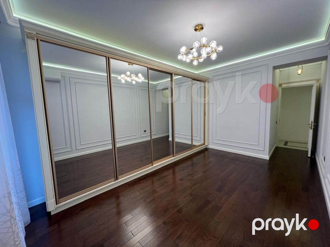 Satılır 4 otaqlı yeni tikili 180 m² — Mənzil, Bakı (2)