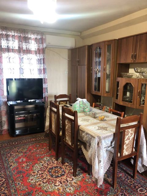 Satılır 1 otaqlı köhnə tikili 35 m² — Şəki