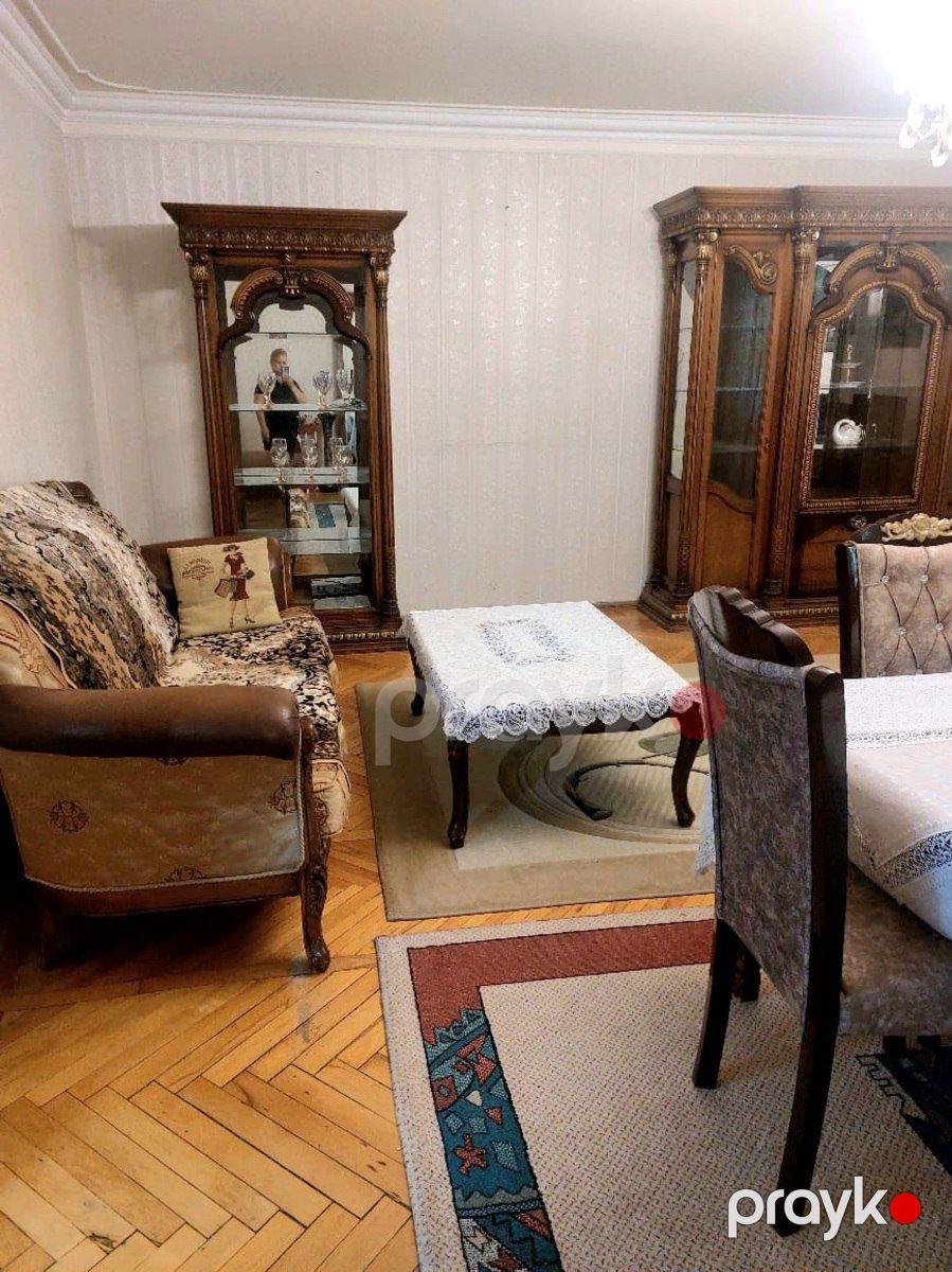 Satılır 4 otaqlı köhnə tikili 110 m² — Mənzil, Bakı (3)