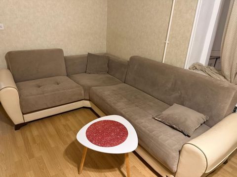 Divan jurnalni ilə 130 AZN. Bazalidir. Koja sonda deffekt var. Həzi — Digah