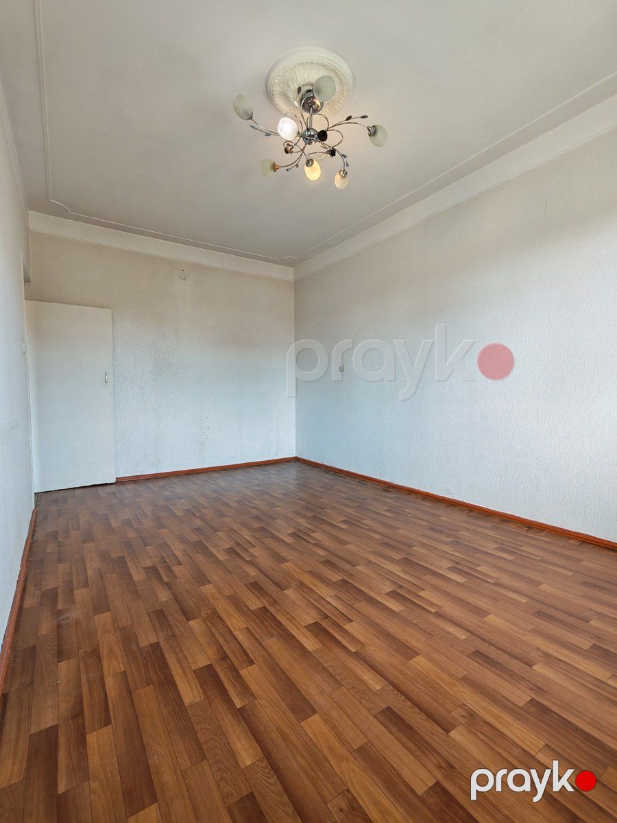 Satılır 2 otaqlı köhnə tikili 51.5 m² — Mənzil, Bakı (8)