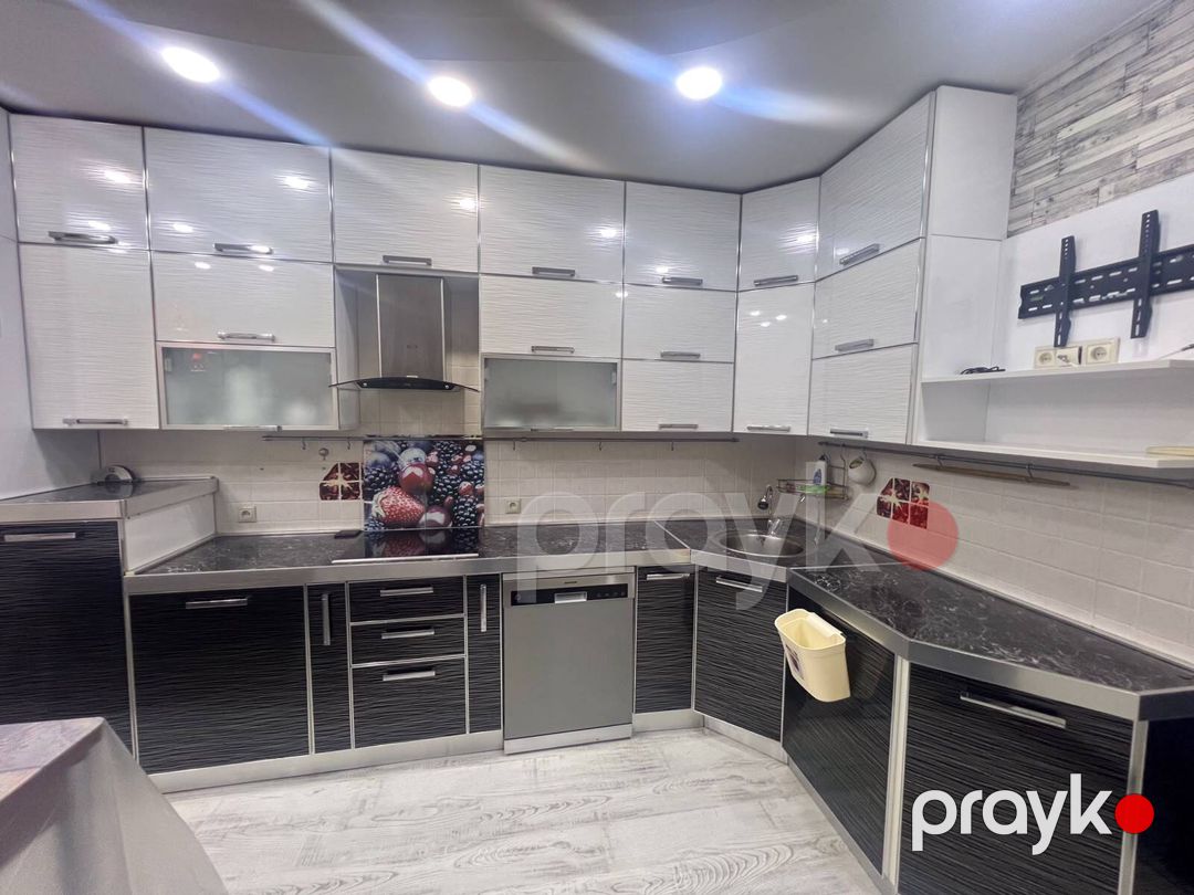 İcarəyə verilir 4 otaqlı həyət evi/bağ evi 200 m² — Ev, villa, Bakı (9)