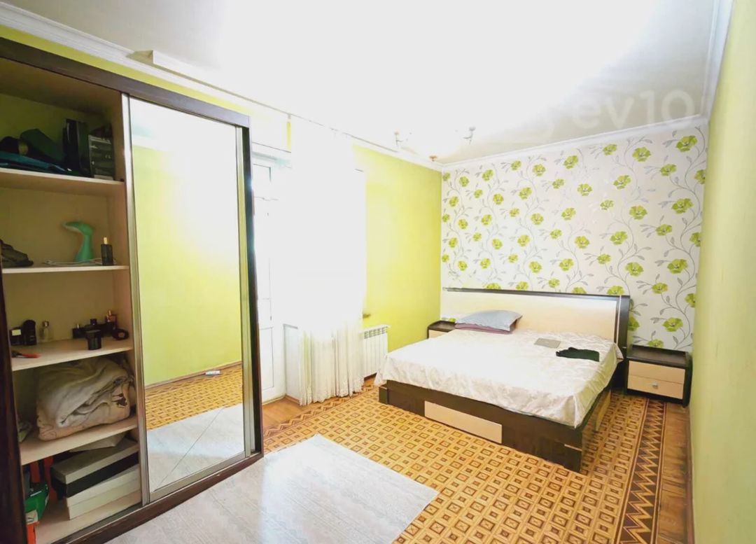 For sale: 3-room apartment (old building), 85 m² — Mənzil, Bakı (5)