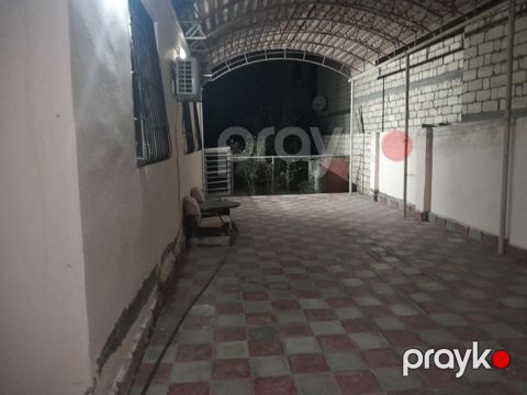 Satılır 3 otaqlı həyət evi/bağ evi 110 m² — Bakı
