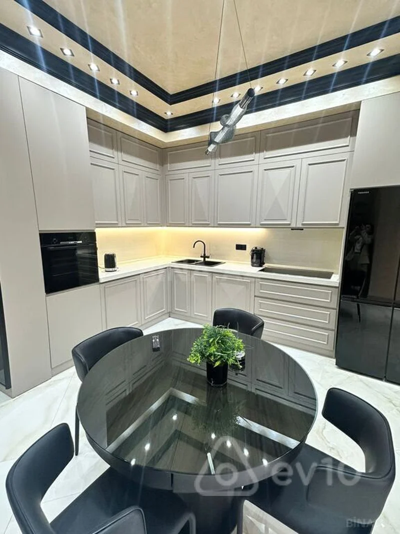 3 otaqlı mənzil, 140 m², Ağ Şəhər — kirayə — Mənzil, Bakı (6)