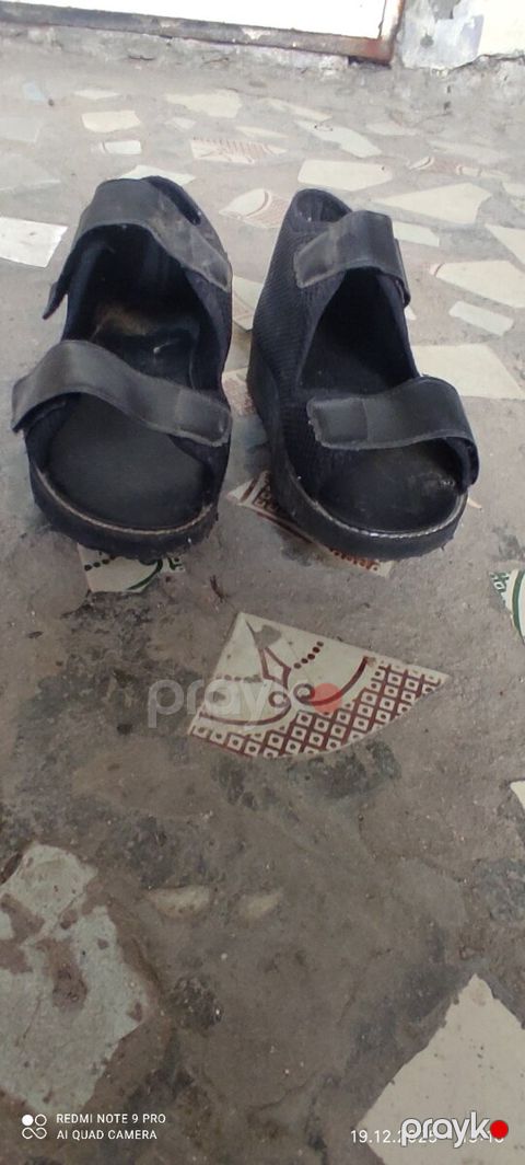 Ortopedik ayaqqabı — Bakı