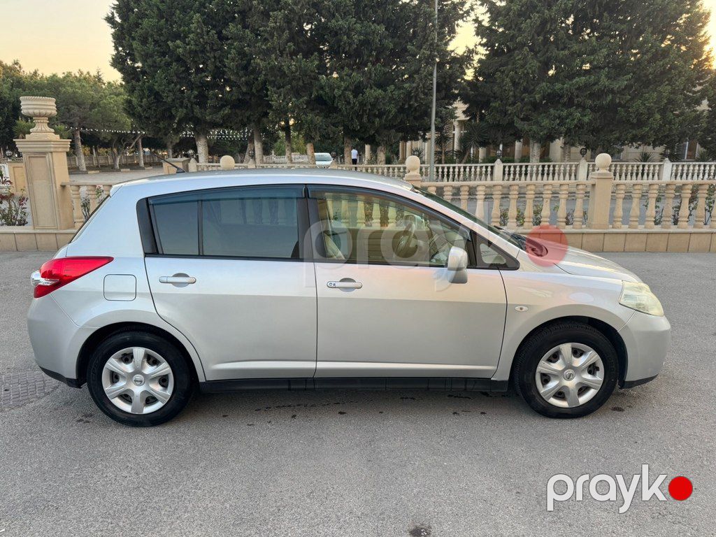 Nissan Tiida, 1.5 L, 2011 il, 71 000 km — Avtomobillər, Bakı (5)