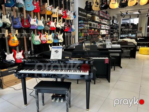 Elektro pianolar — Bakı