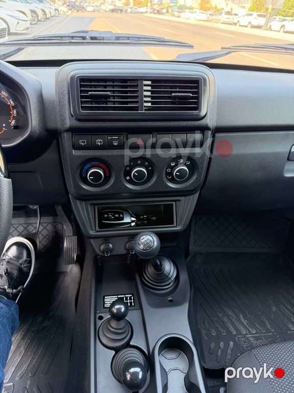 Lada (VAZ) Niva, 1.7 L, 2024 il, 3 000 km — Avtomobillər, Bakı (9)