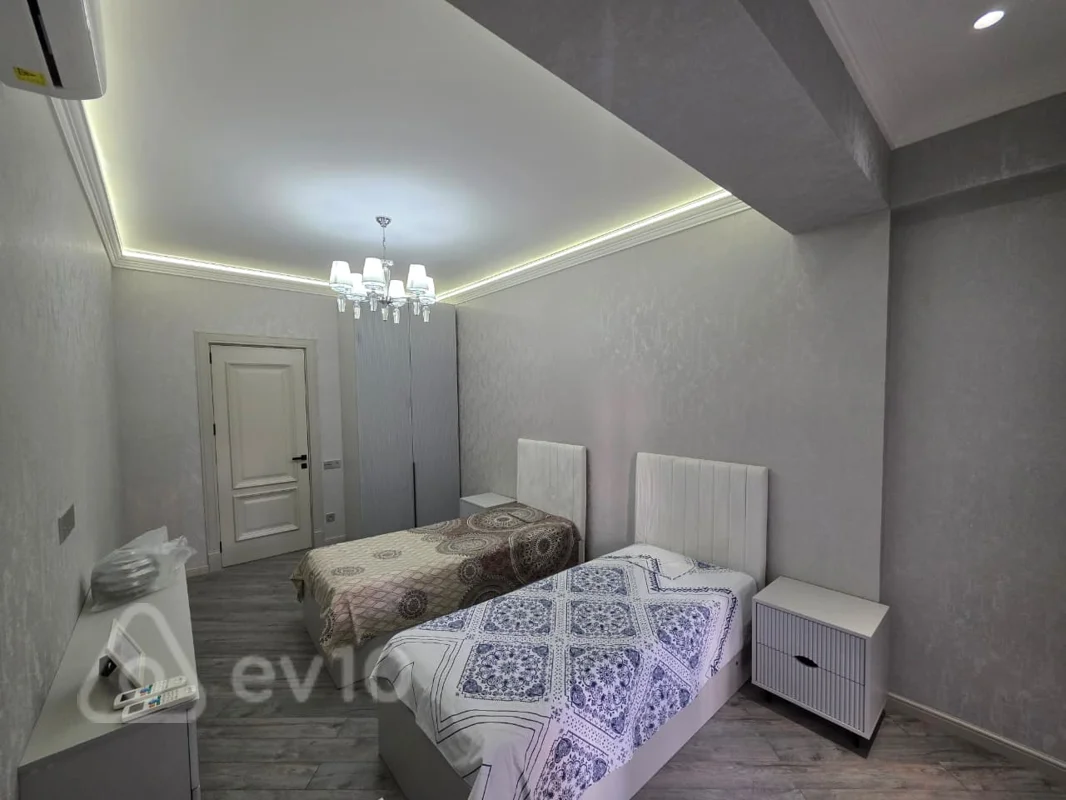 3 otaqlı mənzil, 130 m², N.Rəfiyev küç. — kirayə — Mənzil, Bakı (10)