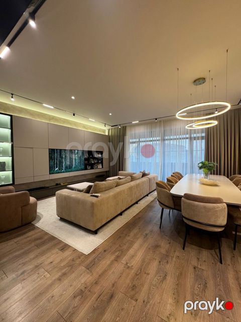 Satılır 3 otaqlı yeni tikili 145 m² — Bakı