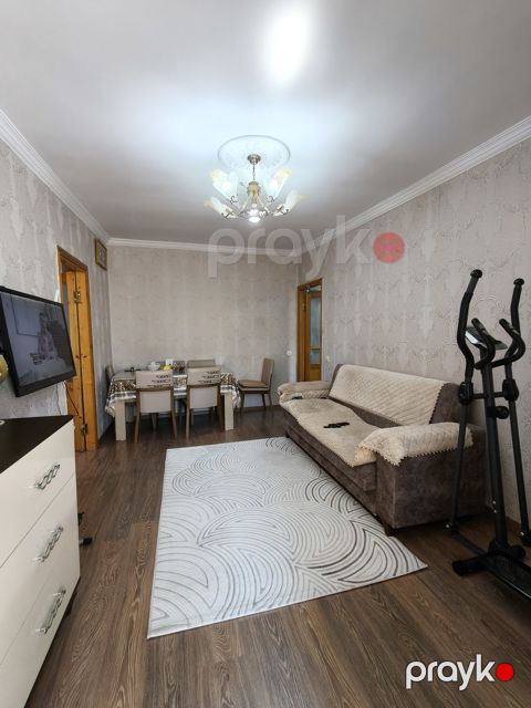 Satılır 2 otaqlı köhnə tikili 50 m² — Bakı