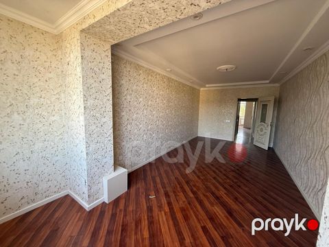 İcarəyə verilir 2 otaqlı köhnə tikili 50 m² — Bakı