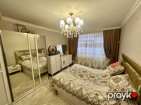 Satılır 3 otaqlı köhnə tikili 80 m² — Bakı